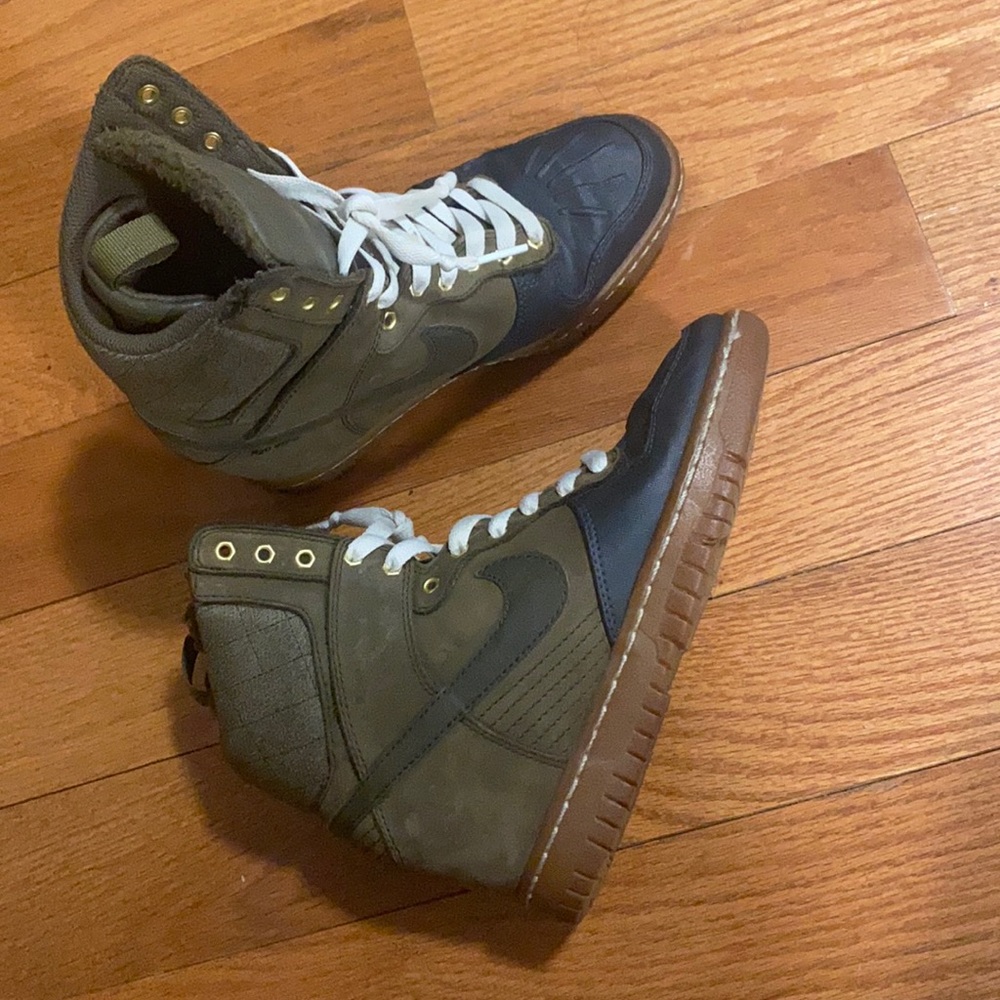 Nike dunk w/ heel